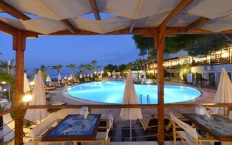 Anitas Beach - bazén - letecký zájazd CK Turancar - Turecko, Konakli