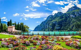 Poznávacie zájazdy CK Turancar, Alpské jazerá a Verona, Riva del Garda Poznávacie zájazdy CK Turancar, Alpské jazerá a Verona, Riva del Garda