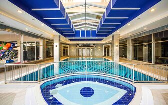 Dizalya Palm Green - vnútorný bazén - letecký zájazd CK Turancar - Turecko, Konakli