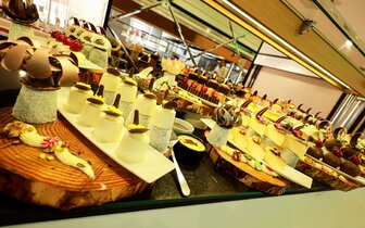 Sidekum Hotel - bufetové stoly - letecký zájazd CK Turancar - Turecko, Kumköy