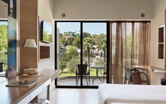 Hotel Esperos Palace - izba štandard - letecký zájazd CK Turancar - Faliraki, Rodos Hotel Esperos Palace - izba štandard - letecký zájazd CK Turancar - Faliraki, Rodos