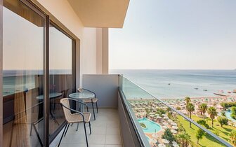 Hotel Esperos Mare - rodinná izba s bočným výhľadom na more - letecký zájazd CK Turancar - Faliraki, Rodos Hotel Esperos Mare - rodinná izba s bočným výhľadom na more - letecký zájazd CK Turancar - Faliraki, Rodos