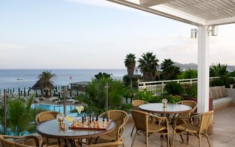 Hotel Esperos Mare - terasa - letecký zájazd CK Turancar - Faliraki, Rodos Hotel Esperos Mare - terasa - letecký zájazd CK Turancar - Faliraki, Rodos