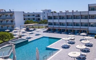 Hotel Tsampika - bazén - letecký zájazd CK Turancar - Faliraki, Rodos Hotel Tsampika - bazén - letecký zájazd CK Turancar - Faliraki, Rodos