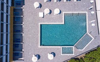Hotel Tsampika - bazén - letecký zájazd CK Turancar - Faliraki, Rodos Hotel Tsampika - bazén - letecký zájazd CK Turancar - Faliraki, Rodos