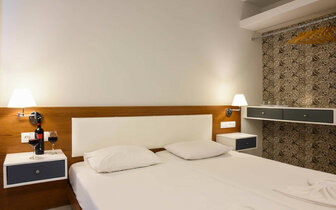 Hotel Tsampika - izba štandard - letecký zájazd CK Turancar - Faliraki, Rodos Hotel Tsampika - izba štandard - letecký zájazd CK Turancar - Faliraki, Rodos