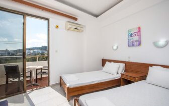Hotel Nikos - izba - letecký zájazd CK Turancar - Faliraki, Rodos