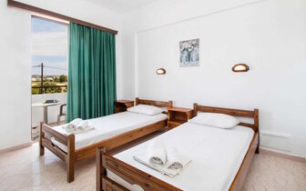 Hotel Nikos - izba - letecký zájazd CK Turancar - Faliraki, Rodos