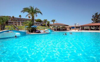 Hotel Kresten Palace - bazén - letecký zájazd CK Turancar - Faliraki, Rodos