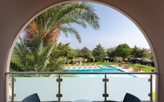 Hotel Rose - balkón - letecký zájazd CK Turancar - Kallithea, Rodos