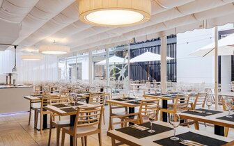 DWO Les Palmeres - reštaurácia - letecký zájazd CK Turancar - Španielsko, Calella