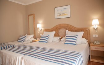 DWO Les Palmeres - izba- letecký zájazd CK Turancar - Španielsko, Calella