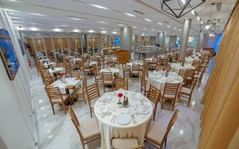 Hotel Horizont - reštaurácia - letecký zájazd CK Turancar - Albánsko, Durres