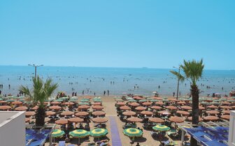Hotel Horizont - pláž - letecký zájazd CK Turancar - Albánsko, Durres