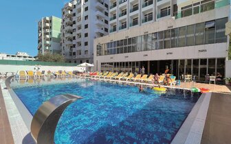 Hotel Horizont - bazén - letecký zájazd CK Turancar - Albánsko, Durres
