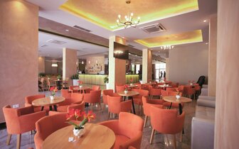 Hotel Horizont - reštaurácia - letecký zájazd CK Turancar - Albánsko, Durres