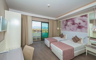 Diamond Premium Hotel & Spa - štandardná izba - letecký zájazd CK Turancar - Turecko, Titreyengöl 