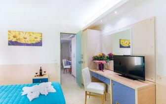 Kouros Palace hotel - rodinná izba - letecky zájazd CK Turancar - Kos, Mastichari