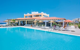 Kouros Palace hotel - bazén - letecky zájazd CK Turancar - Kos, Mastichari