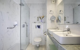 Hotel Kolymbia Bay Art - kúpelňa - letecký zájazd CK Turancar - Kolymbia, Rodos