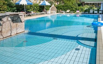 Hotel Harry´s individuálnou a autobusovou dopravou, dovolenka s CK TURANCAR