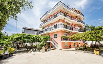 Apartmány Ianos - exteriér - autobusový zájazd CK Turancar - Grécko, Thasos, Potos Apartmány Ianos - exteriér - autobusový zájazd CK Turancar - Grécko, Thasos, Potos