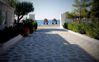 Avra Palm Hotel - pláž- letecký zájazd CK Turancar - Kréta, Koutsounari