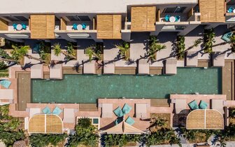 Akti Coast Club - pohľad na izby so spoločným bazénom - letecky zájazd CK Turancar - Marmari, Kos