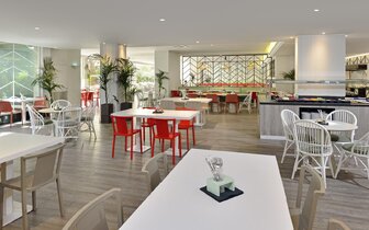 Sol Katmandu - reštaurácia - letecký zájazd CK Turancar - Malorka, Magaluf