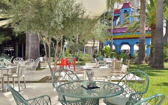 Sol Katmandu - bar pri bazéne - letecký zájazd CK Turancar - Malorka, Magaluf