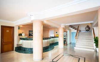 Hotel THB Dos Playas - recepcia - letecký zájazd CK Turancar - Malorka, Cala Ratjada