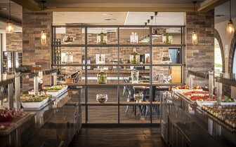 Blau Punta Reina - reštaurácia - letecký zájazd CK Turancar - Malorka, Cala Mandia