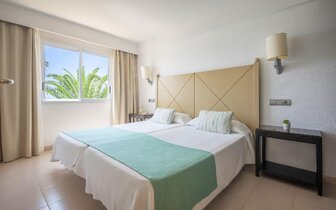 Blau Punta Reina - izba štandard - letecký zájazd CK Turancar - Malorka, Cala Mandia