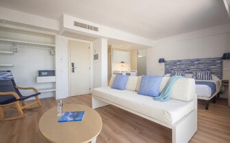 Blau Punta Reina - izba superior - letecký zájazd CK Turancar - Malorka, Cala Mandia