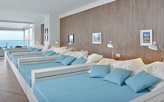 Alua Calas de Malorca - spoločenská miestnosť - letecký zájazd CK Turancar - Malorka, Calas de Mallorka