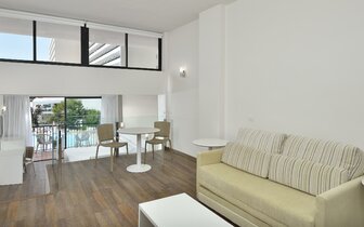 Alua Calas de Malorca - junior suita- letecký zájazd CK Turancar - Malorka, Calas de Mallorka