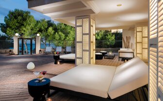 Blue Mar Boutique - terasa na slnenie - letecký zájazd CK Turancar - Malorka, Camp de Mar