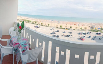 apartmány ZENIT priamo na pláži, zájazdy autobusovou a ind. dopravou CK TURANCAR, Taliansko, Severny Jadran, BIBIONE