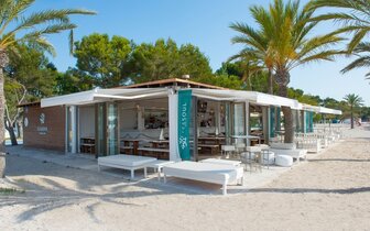 Iberostar Ciudad Blanca - bar na pláži - letecký zájazd CK Turancar - Malorka, Alcúdia
