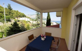 Apartmány Neda - výhľad - autobusový zájazd CK Turancar - Omiš, Duče