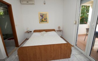 Apartmány Neda - apartmány - autobusový zájazd CK Turancar - Omiš, Duče