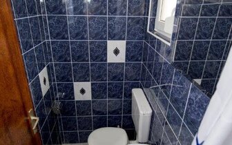 Apartmány Neda - kúpeľňa - autobusový zájazd CK Turancar - Omiš, Duče
