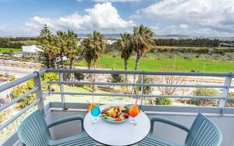 Louis Phaeton Beach - izba - letecký zájazd CK Turancar - Cyprus, Paphos