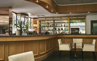 Louis Phaeton Beach - bar - letecký zájazd CK Turancar - Cyprus, Paphos