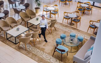 Louis Ledra Beach - bar - letecký zájazd CK Turancar - Cyprus, Paphos