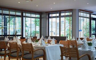 Louis Ledra Beach - reštaurácia - letecký zájazd CK Turancar - Cyprus, Paphos