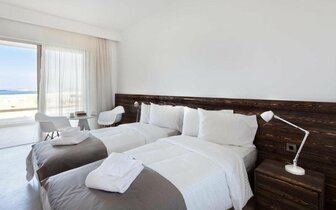 Amphora Hotel Suites - izba - letecký zájazd CK Turancar - Cyprus, Paphos