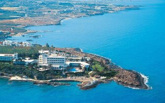 Cynthiana Beach Hotel - letecký záber - letecký zájazd CK Turancar - Cyprus, Paphos