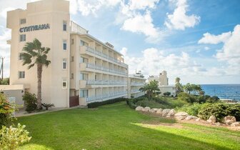 Cynthiana Beach Hotel - hotel - letecký zájazd CK Turancar - Cyprus, Paphos
