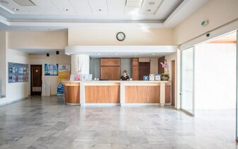 Cynthiana Beach Hotel - recepcia - letecký zájazd CK Turancar - Cyprus, Paphos